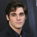 Fallece RJ Mitte, el actor que dio vida a Walter White Jr. en Breaking Bad, a los 34 años